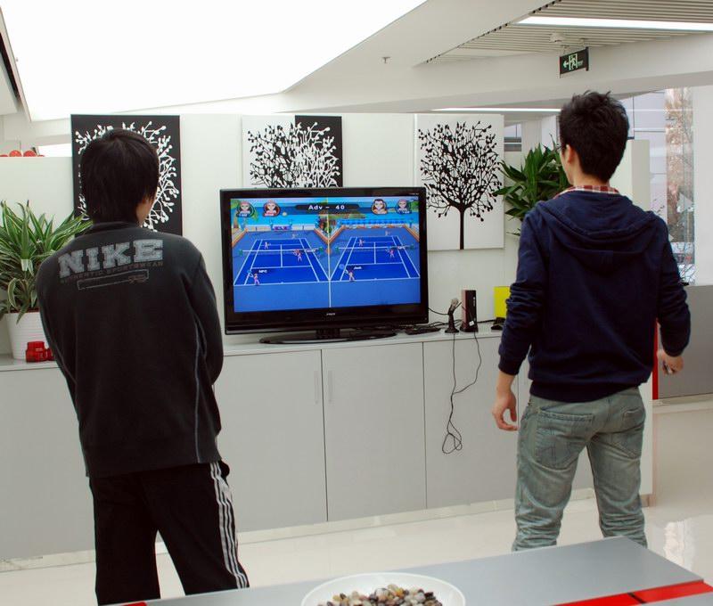 ps4上有wii一样的网球体感游戏吗-体感游戏机