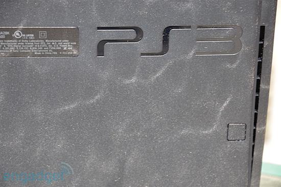 轻薄版PS3 Slim拆箱实物赏