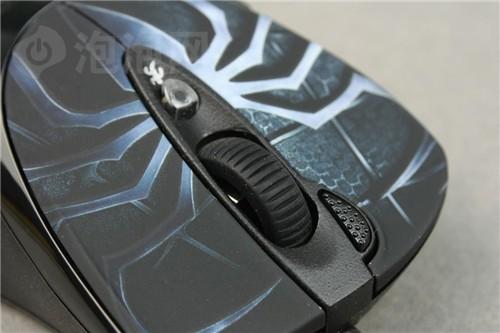 定位精准 双飞燕激光神定747游戏鼠标