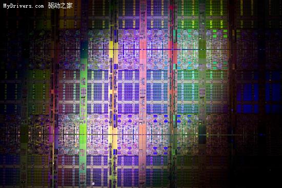 Intel正式发布八核心Nehalem Xeon 7500 官方图赏