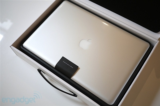 Core i7MacBook Proܼ