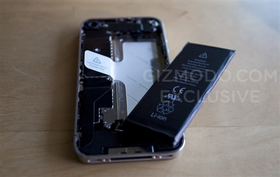 第四代iPhone被大卸八块 高清拆解图赏