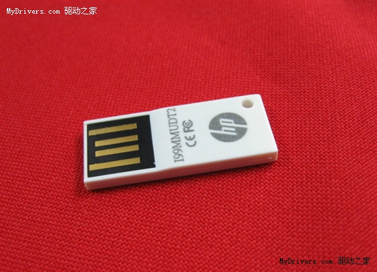 轻薄小巧女生最爱 HP v155w优盘8G仅138
