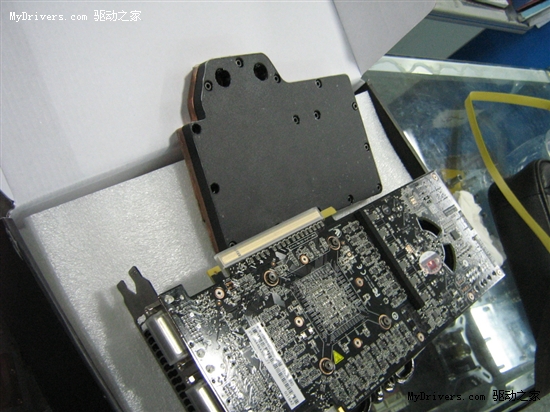 史上最低温 水冷版iGame480上机实测