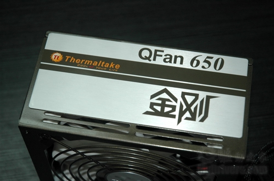 刚中带柔 Tt金刚QFan 650电源评测