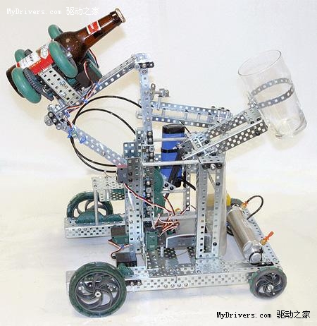 又一对儿黄金搭档：啤酒与机器人