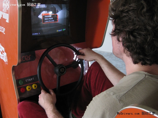 疯狂遥控车 打造最有创意的竞速游戏