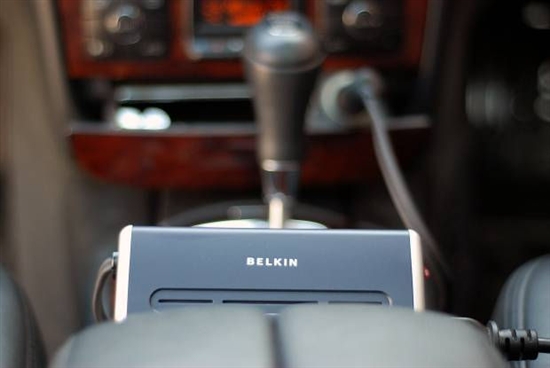 奔驰豪华商用车相中Belkin 为移动总裁办公室加点料