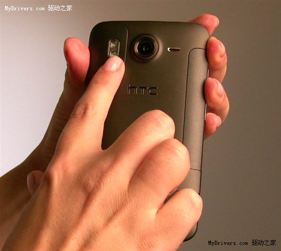 HTC发布Desire HD/Z 真机全家福展示