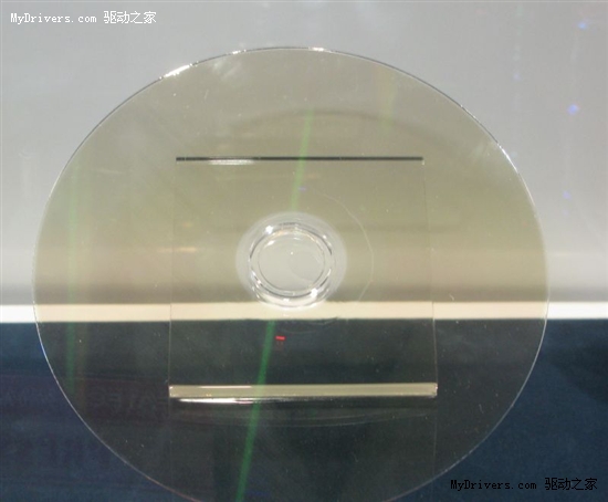 单碟1TB TDK展示新一代蓝光光盘