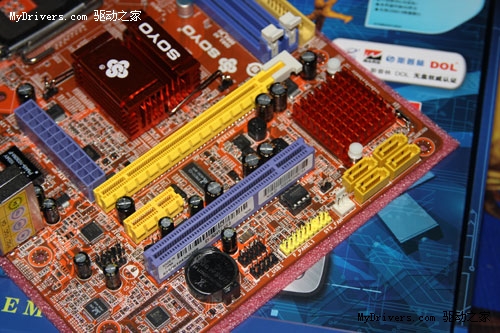 抛弃DDR2内存 实用型梅捷G41仅售399元