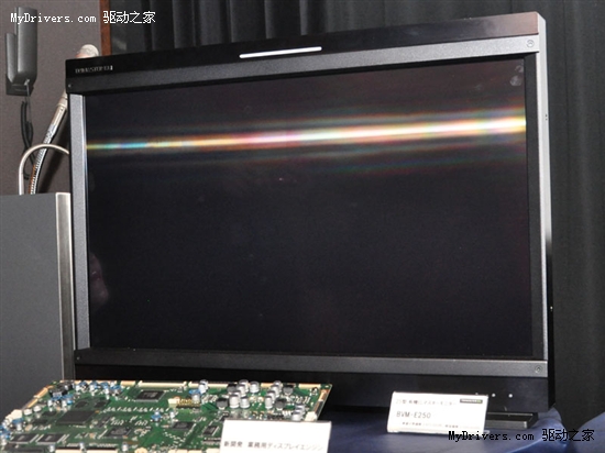 索尼开发25寸全高清OLED专业屏幕