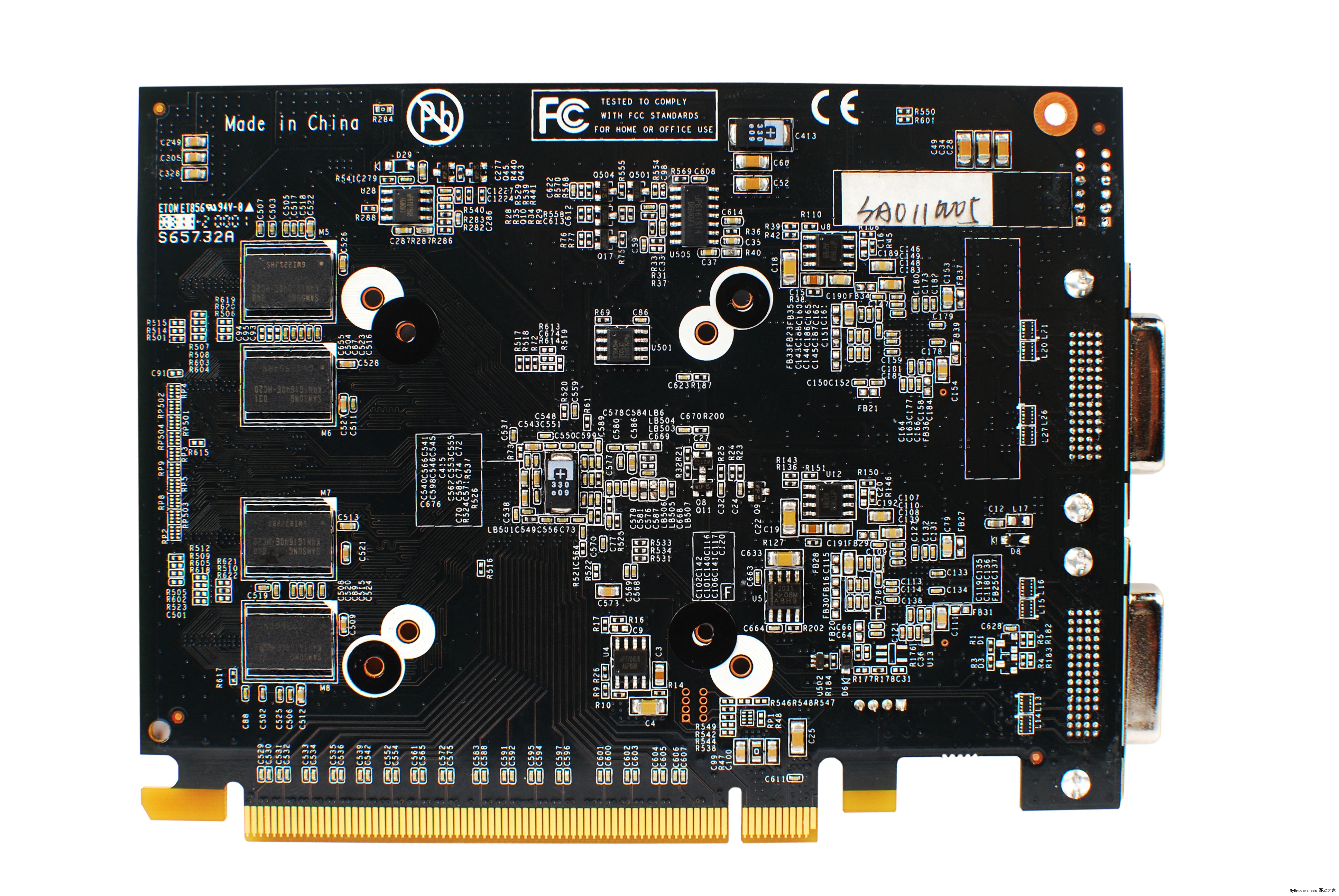 n卡也玩多屏北影曝光非公版pcb