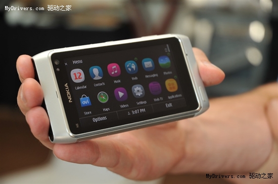 Symbian^3全新界面实机图曝光