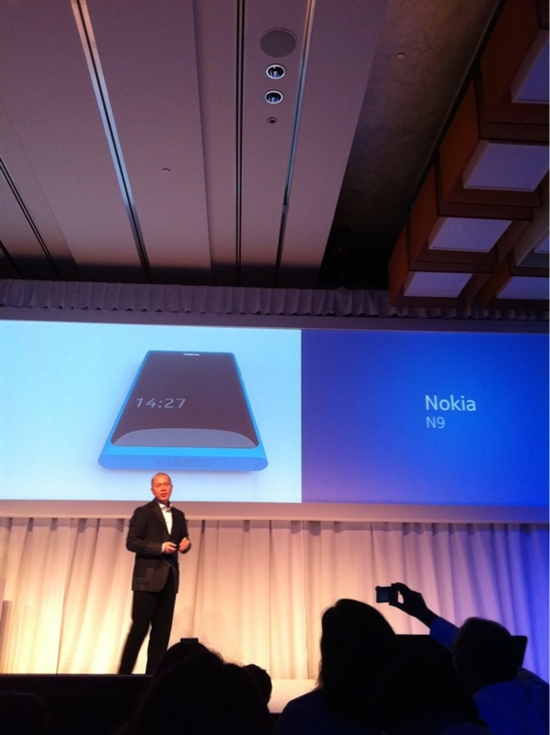 诺基亚N9揭开盖头 Connection 2011实录
