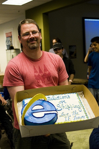 回顾：微软IE团队赠送Firefox的那些蛋糕