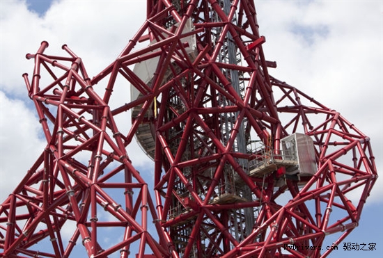 解密伦敦奥运新地标：1500吨钢铁“扭曲”而成