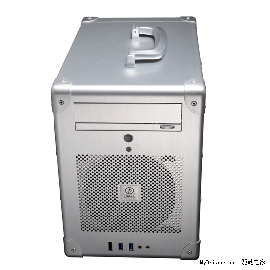 “手提箱”上市 联力全铝PC-TU200图赏