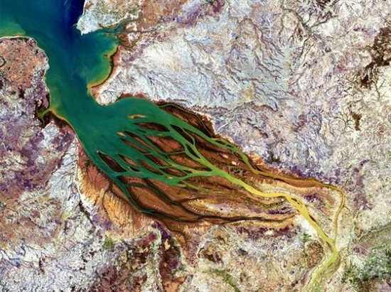 那些震撼的瞬间 国家地理评出2011年最佳太空照