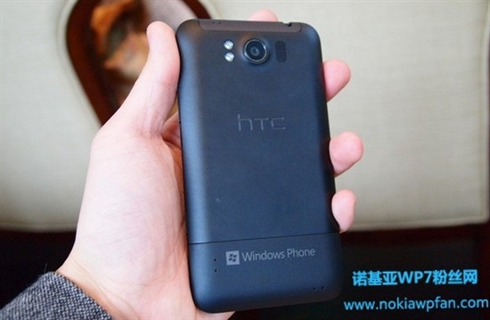 火拼Lumia800 HTC WP7手机Titan登陆香港