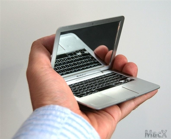 苹果侧目 最迷你“MacBook Air”诞生