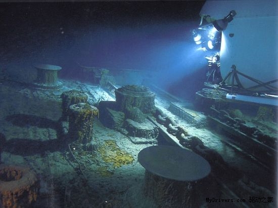 探秘泰坦尼克号百年残骸：巨型推进器重超100吨