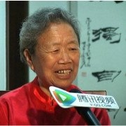 76岁老人有18个QQ号 QQ教学粉丝众多被称QQ奶奶