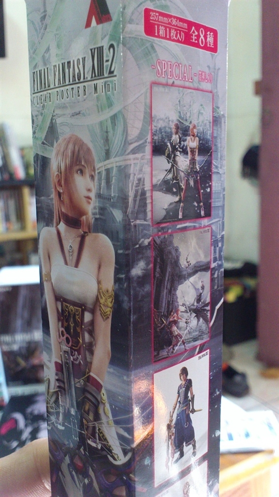 《最终幻想13-2》限定版PS3主机开箱图赏