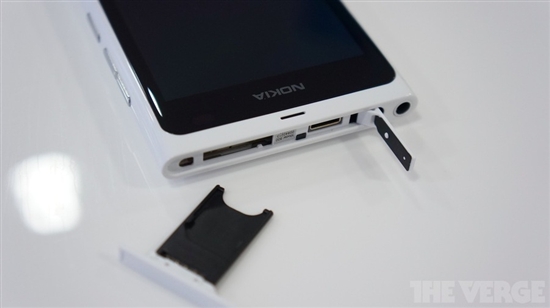 白色Lumia 800图赏