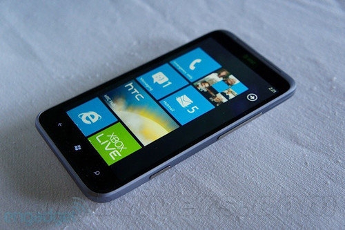 Lumia 900УHTC WP»Titan II