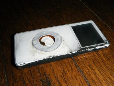 第一代iPod着火 日本夫妇获赔60万日元