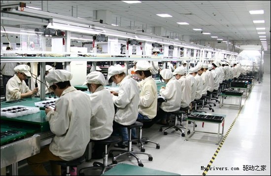 走进小米南京工厂:组装91人 日产2.5万部