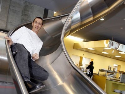 Google全球办公室里的滑梯刺激度大排名