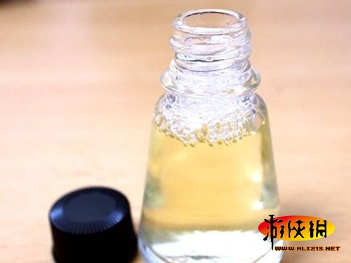 慎入!在校女生的黄金水