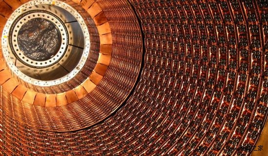 欧洲大型强子对撞机提高能量寻找上帝粒子-欧
