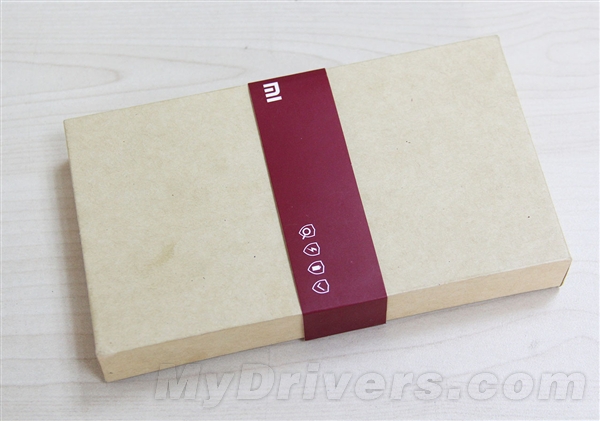 小身材大智慧小米超薄移动电源试用-小米,超薄