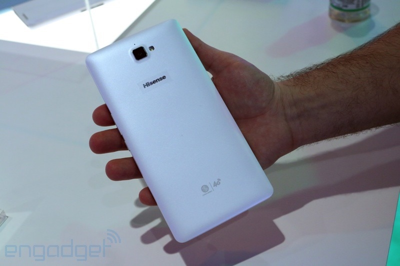 手机还是平板?海信6.8寸巨型X1试玩-海信,6.8