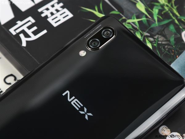 vivo NEX手机上手：来自未来的“光头强”