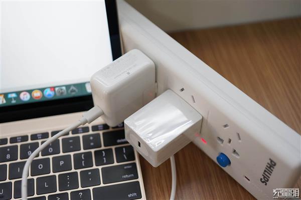 中国工程师成功破解苹果USB PD充电器