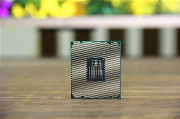 Intel 14nm i7-8565U15W͹4.6GHz