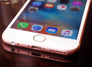 ���ˣ�ƻ������iPhone 8���Σ�˲���ж�