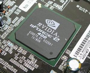 AMD最佳平台：盈通nForce 2主板强势登场