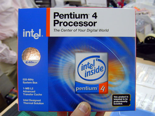 [pentium g4560]Pentium 4 2.4A GHz 处理器零售版实物抢先曝光