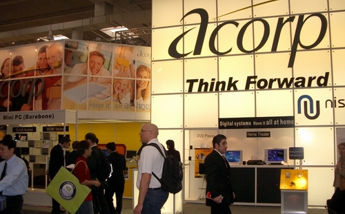 Cebit2004速递：ACORP佰钰推出影音家电PC