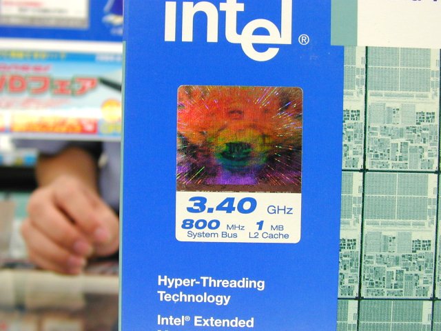 INTEL64位Xeon nocona上架销售