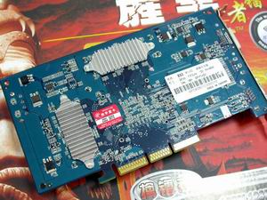 卷土重来,擒镭者FX5700ULTRA超值版重新启用DDR1