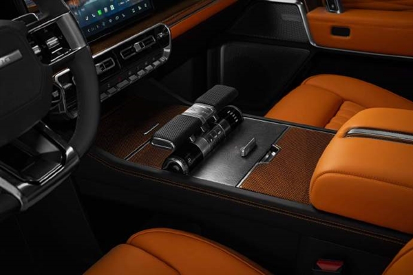 可以合法上路的装甲战车!猛士M800上市:起售价87.9万