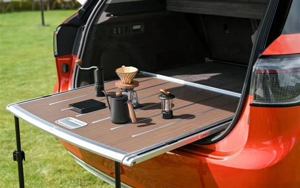 再给宝马X5上强度!问界M9大五座版上市:46.98万起