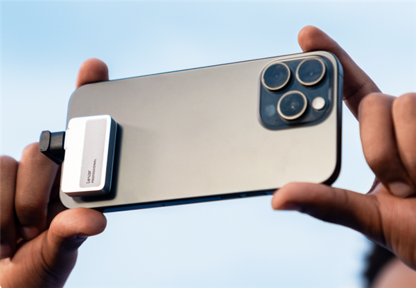 iPhone摄影黄金搭档!雷克沙Professional Go手机固态硬盘摄影套装预售