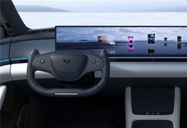 入门即顶配！极越07正式上市：19.99万起 续航最高880kM